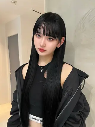 ロング ナナ♡レイヤーカット ♡似合わせカラーのヘアスタイル