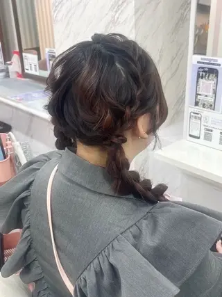 セミロング 吉田 美悠のヘアスタイル