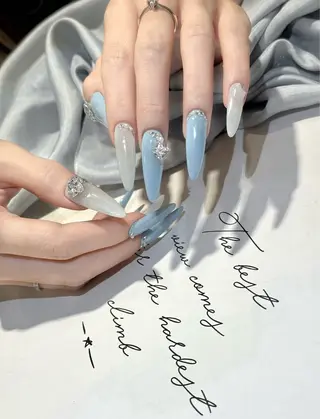 ネイル Rina Mika Nailsのネイルデザイン