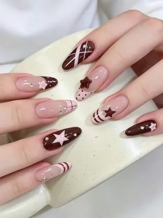 ネイル ミー ミーのネイルデザイン