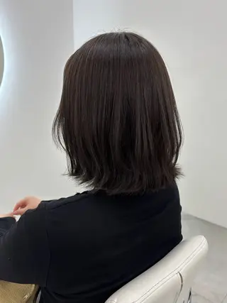 ショート カラー 【aini天王寺】 𝐚𝐢𝐫𝐢✂︎のヘアスタイル
