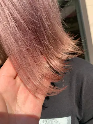 ショート カラー toiro横浜 YUJIのヘアスタイル