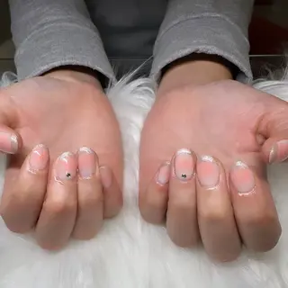 ネイル Laula🤍 ayakaのネイルデザイン