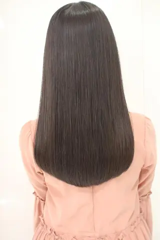 セミロング onishi yoshinaoのヘアスタイル