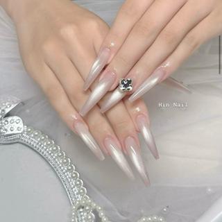 ネイル HIN NAILのネイルデザイン