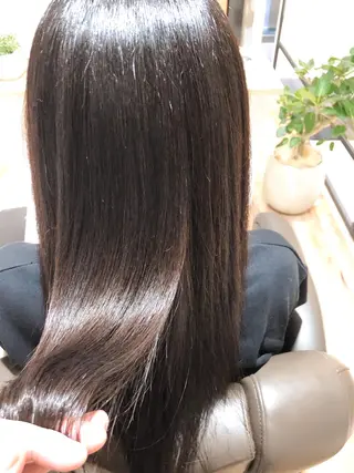 セミロング 髪質改善 suzukiのヘアスタイル