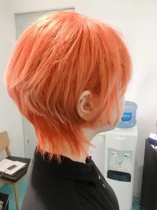 カラー 💜ショート💜 ウルフ、ボブ二色亜美のヘアスタイル