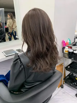 ロング 【丁寧なカウンセリ ング】MIHOのヘアスタイル