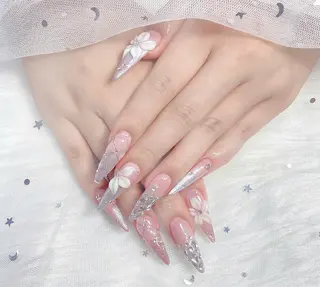 ネイル THANHTHANH NAILのネイルデザイン
