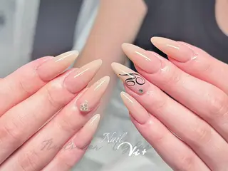 ネイル ✨Nailsalon Vi+✨のネイルデザイン