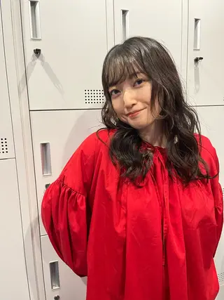 セミロング カラー 柔らかい艶暖色 レイヤー🫧姫汝のヘアスタイル