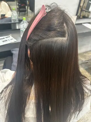 セミロング 小森田 果怜 カラー、縮毛矯正のヘアスタイル