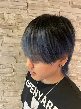 カラー メンズ 川端 萌那のヘアスタイル