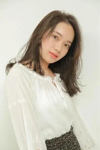 マツエク・マツパ 谷 なづきのヘアスタイル