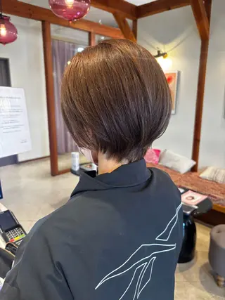 ショート カラー Jill franc _ ayanoのヘアスタイル