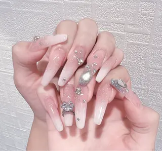 ネイル Luvia Ginzaのネイルデザイン