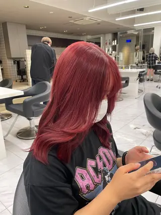 ロング カラー 抜け感レイヤー︴ ニュアンスカラーのヘアスタイル
