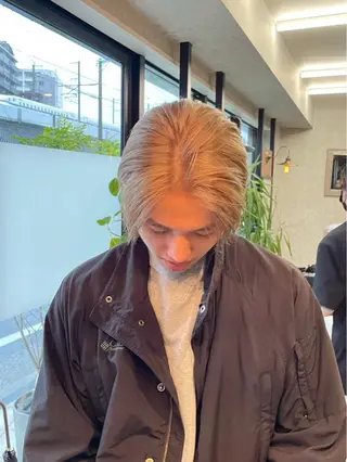 カラー メンズ 山口 なおのヘアスタイル