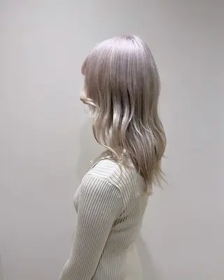 ミディアム カラー ヘアアレンジ 高島 凜のヘアスタイル