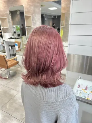 セミロング レイヤー/艶髪カラー 森本くるみのヘアスタイル