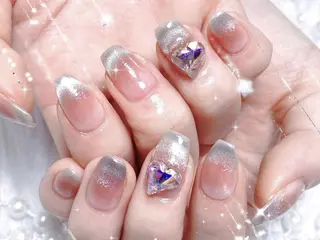 ネイル リリ 奈🎀のネイルデザイン