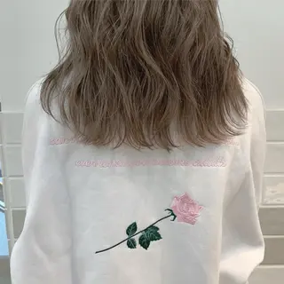 セミロング kiyono ⭐︎ダブルカラーのヘアスタイル