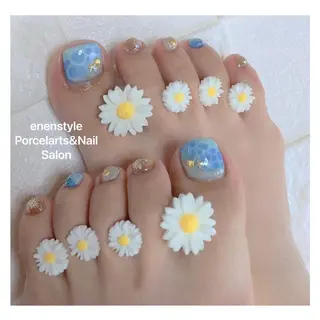 ミディアム ネイル 🐾enen style 🐾のネイルデザイン