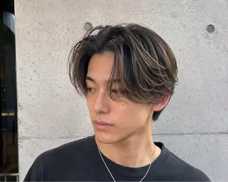 ミディアム バレイヤージュ特化/ アキラのヘアスタイル
