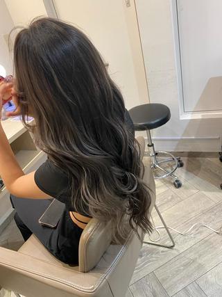 カラー TRENTE MILLEのヘアスタイル