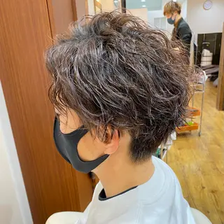 ショート パーマ メンズ 原田 涼矢のヘアスタイル