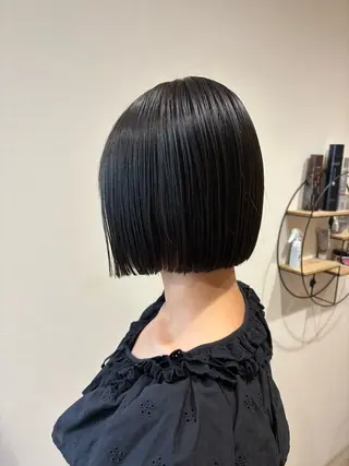 ショート カラー 🎀Natsuki ボブ/レイヤーカットのヘアスタイル