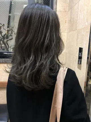 ミディアム カラー パーマ ヘアアレンジ メンズ TOMO GEEKS代表のヘアスタイル