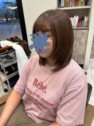 ミディアム 加藤 優子のヘアスタイル
