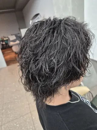 パーマ メンズ 植木 亮磨のヘアスタイル