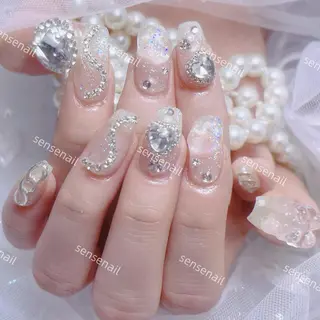 ネイル Queening 🦋のネイルデザイン