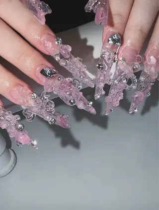 ネイル WO MIAO💎のネイルデザイン