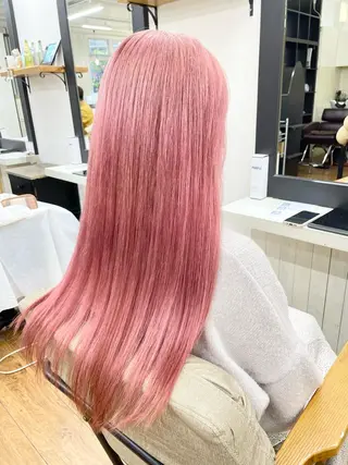 ロング カラー 青木 優歩のヘアスタイル