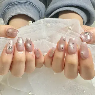 ネイル nami🐰🎀 ガーリー/堺筋本町のネイルデザイン