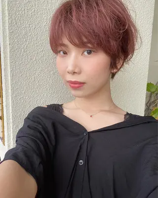 ショート カラー grand juteのヘアスタイル