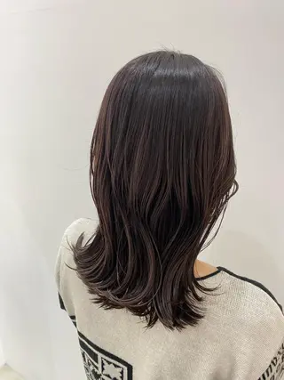 カラー 関 桃萌果のヘアスタイル