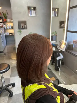 ミディアム カラー 艶カラー/ベージュ/ ショート/安岡哲兵のヘアスタイル