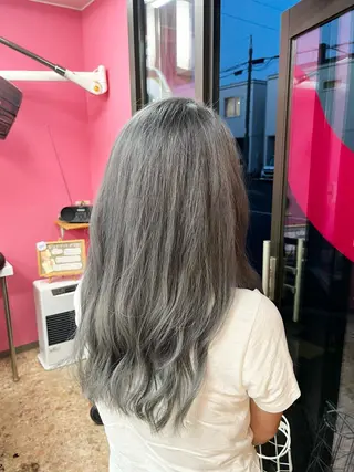 ロング 新明 修一のヘアスタイル