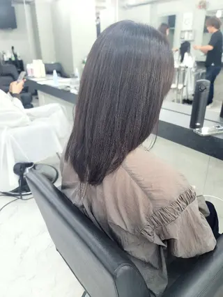 セミロング カラー ❇️安達 優心❇️ レイヤー/艶髪特化のヘアスタイル