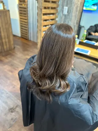 セミロング Luzir⭐︎ GEN⭐︎のヘアスタイル