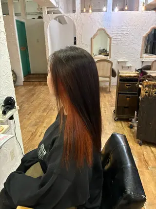 ロング 石澤 萌茄のヘアスタイル