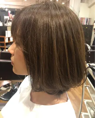 ミディアム スタイリスト 佑梨のヘアスタイル
