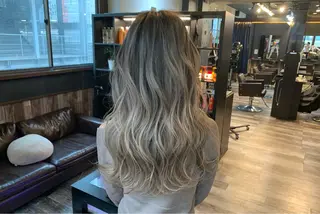 ロング カラー 【KIRA 代表】 TATSUYAのヘアスタイル