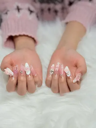 ネイル AURA NAIL🎀💅のネイルデザイン
