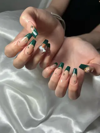 ネイル nailroom sb𓈒𓂂𓏸のネイルデザイン