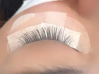 マツエク・マツパ LED💕No.1 ︎CHIKAʚ🎀ɞのマツエク・マツパデザイン